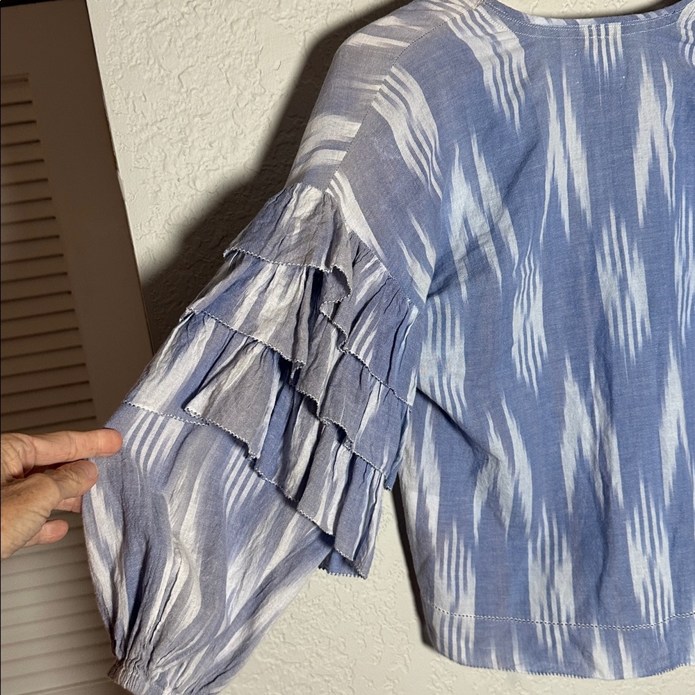 SAYLOR Blue Ikat Ruffle Blouse Cotton Summer Vacation Resortwear Tassels Medium - Picture 8 of 8